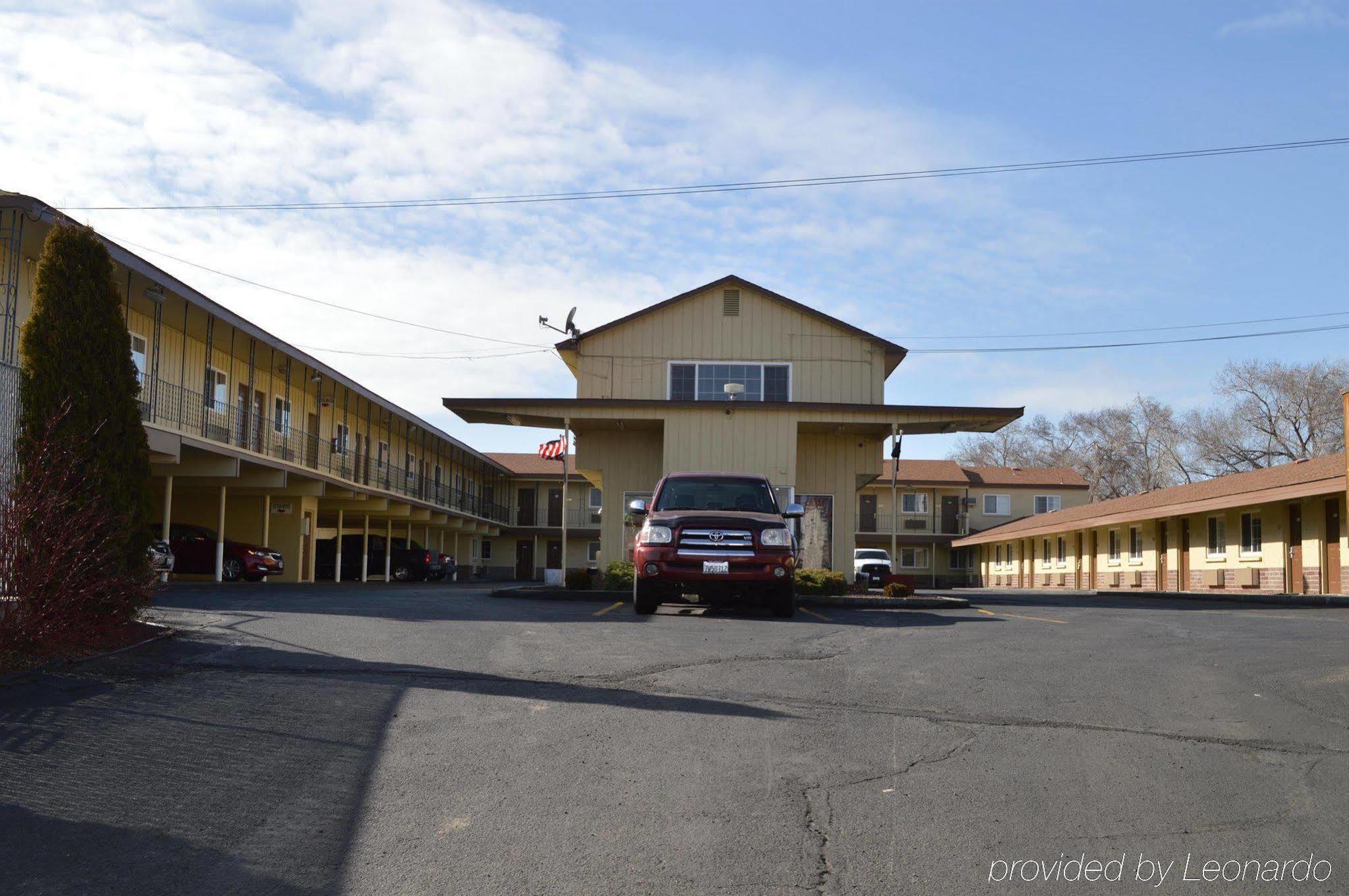 Economy Inn Hermiston Exteriér fotografie